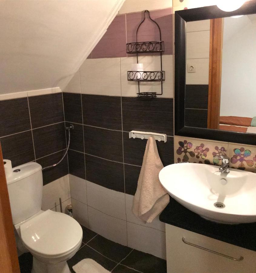 Pitypang Apartman Гюла Екстериор снимка