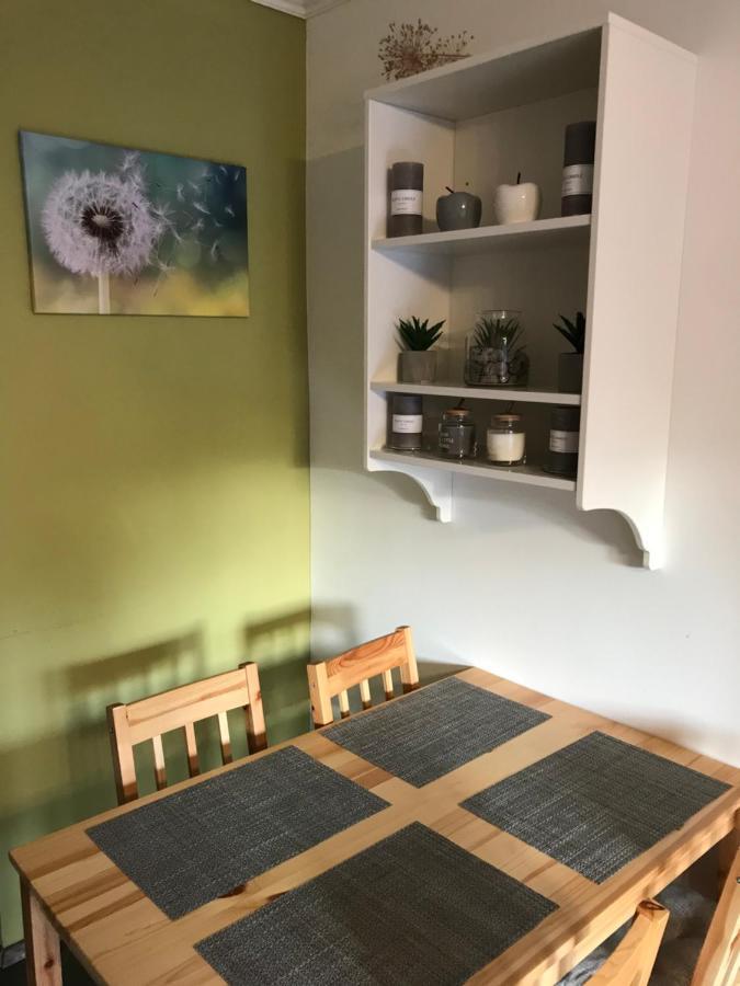 Pitypang Apartman Гюла Екстериор снимка